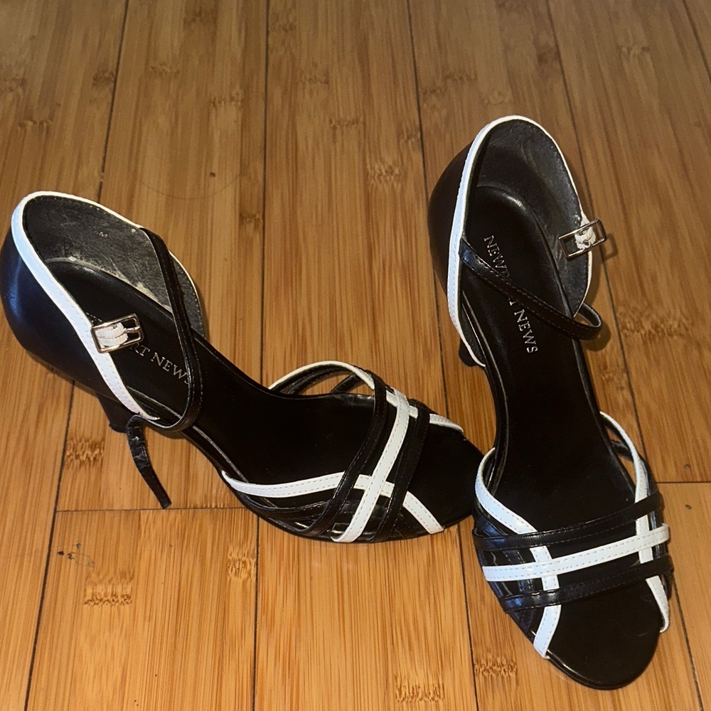 Newport News Strappy Black and White Heels